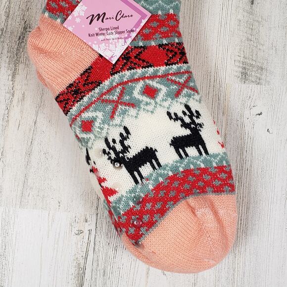 NWT Mari Clare Sherpa Lined Knit Winter Reindeer Design No-Slip Slipper Socks - Picture 2 of 6
